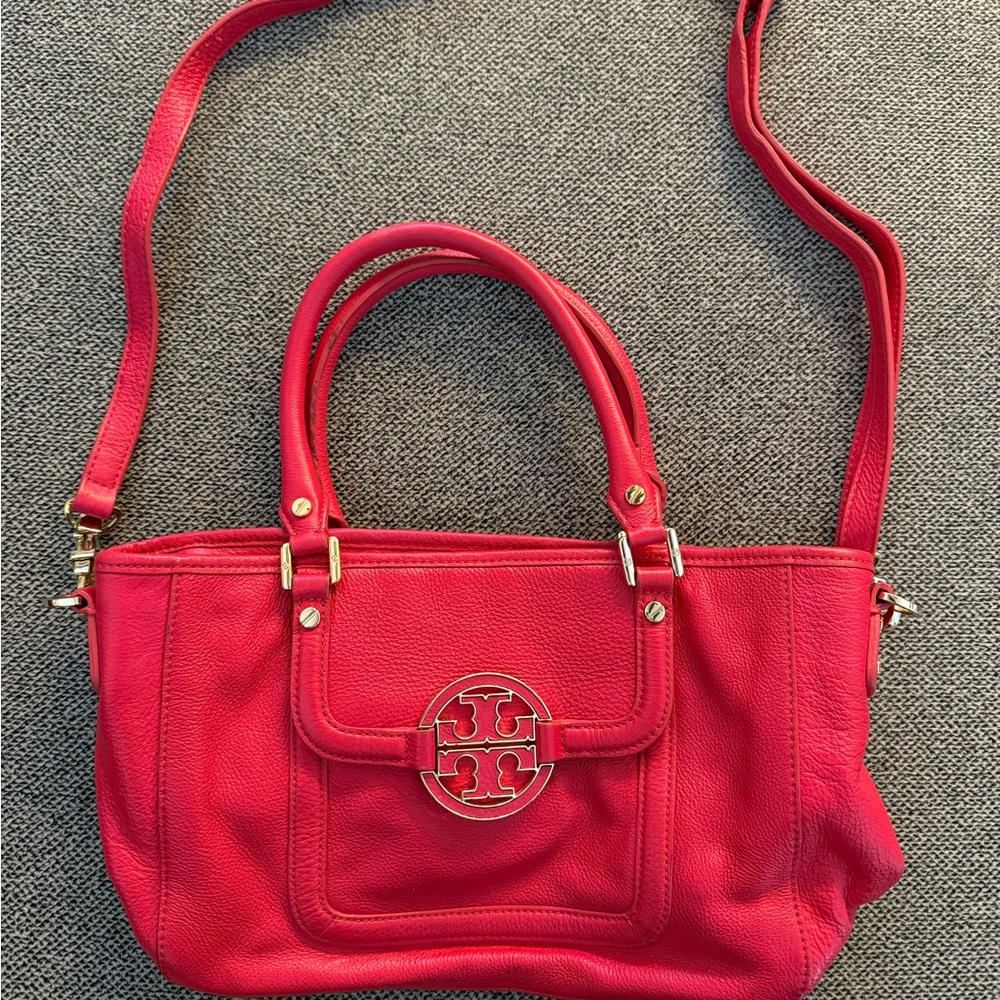 Tory Burch Amanda hot pink